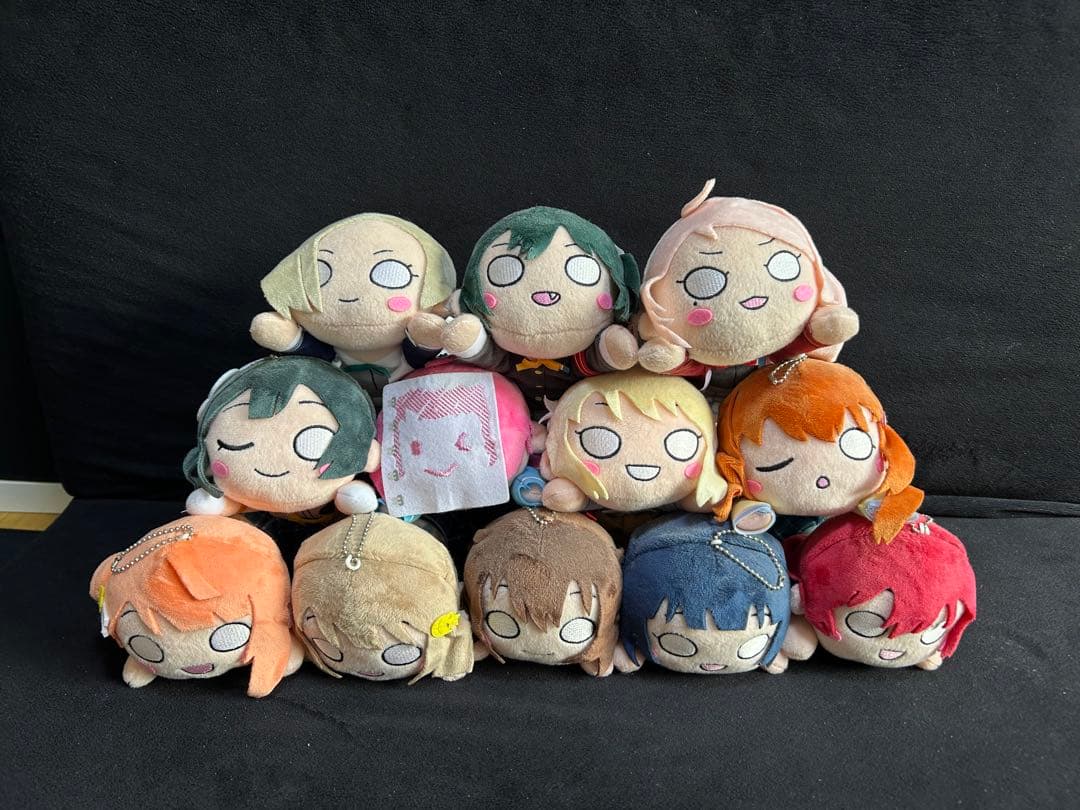 虹ヶ咲　寝そべり　ぬいぐるみ　夏制服　冬制服