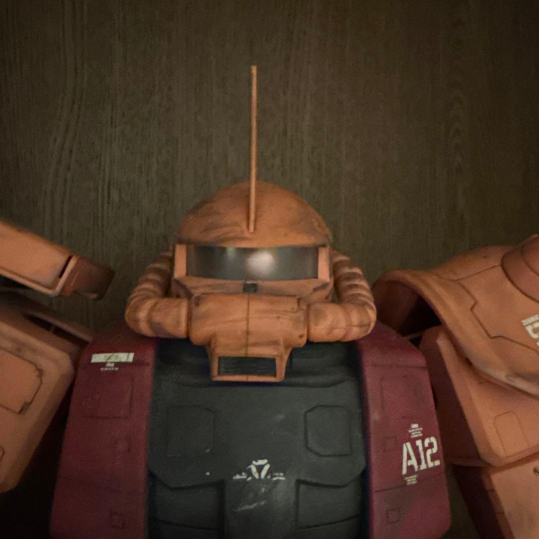 1/48 メガサイズモデル シャア専用ザク(完成品)