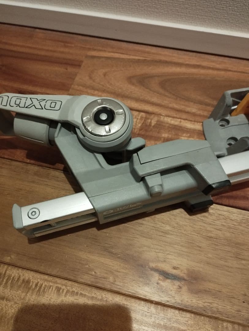 【部品取り】Naxo NX02 medium 280~340mm 片側は破損