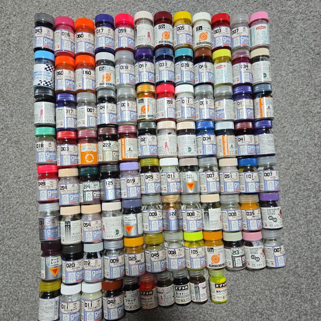 Y*!様 模型用塗料セット 大量多色 タミヤ エヴォ ガイアノーツ 引退品