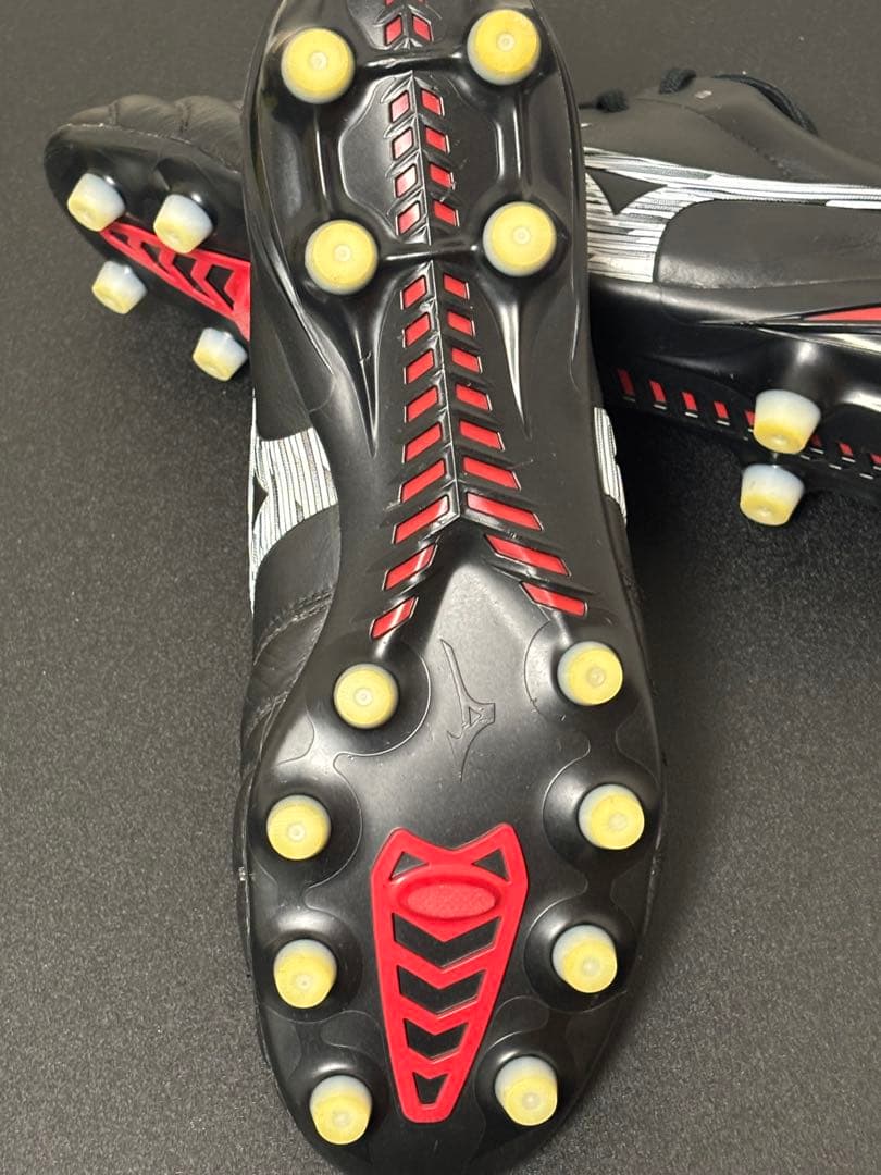 モレリア　ネオ4 26センチ