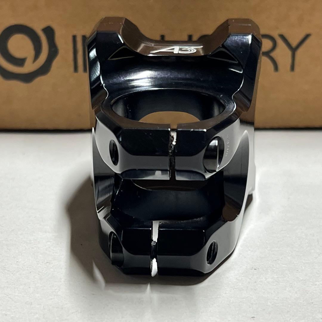 INDUSTRY NINE A35ステム 40mmチタンボルト付き