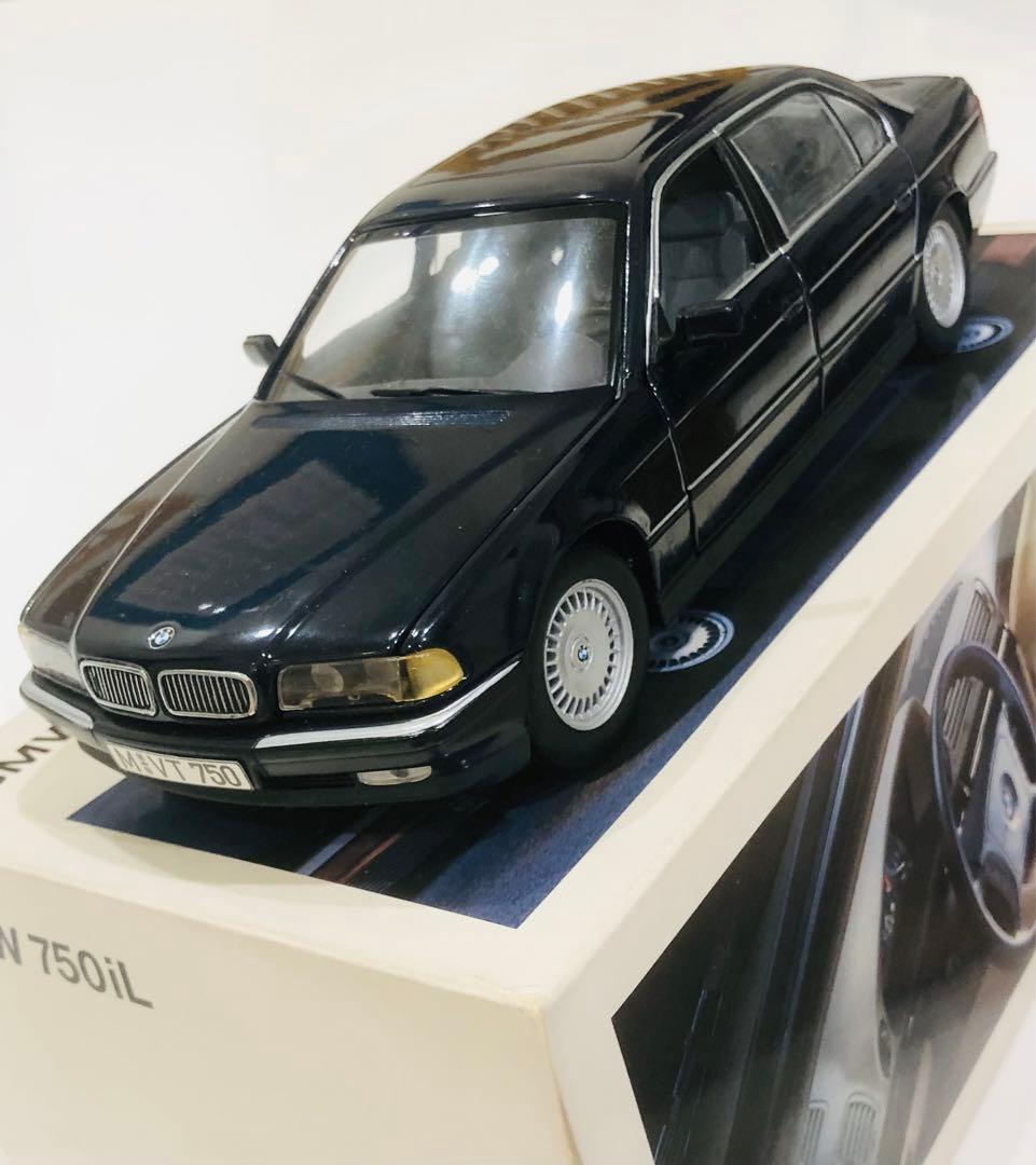 BMW750IL V12 ネイビーlong BODY再現