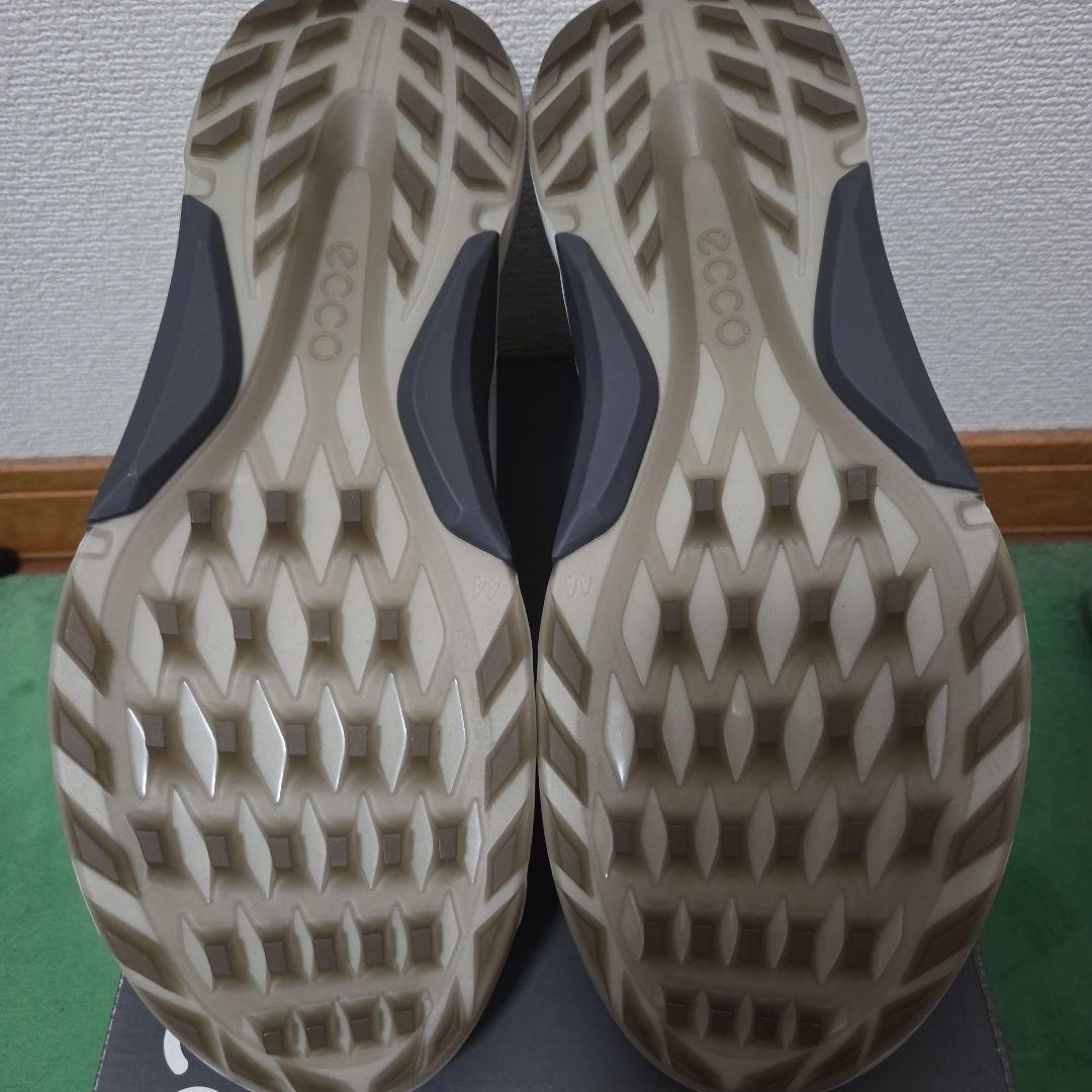 エコー バイオム ハイブリッド4 スパイクレス 44 27.5cm相当