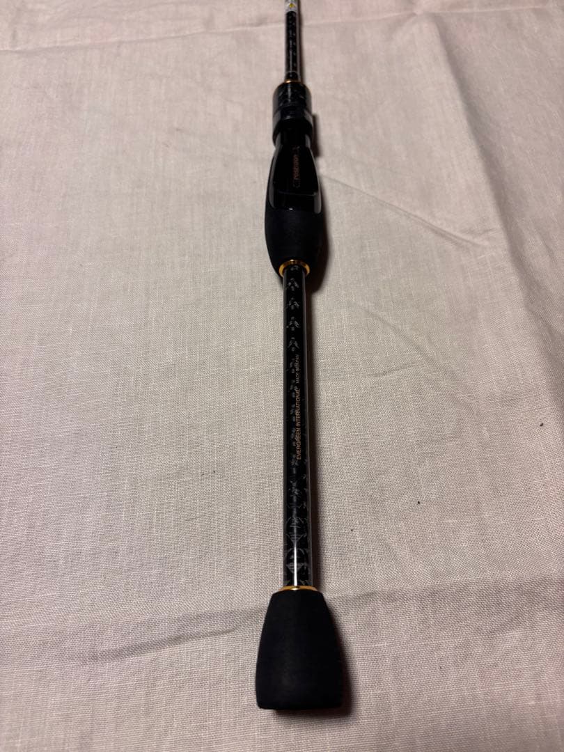 美品 エバーグリーン ソルティーセンセーション PSSS-67S アジング