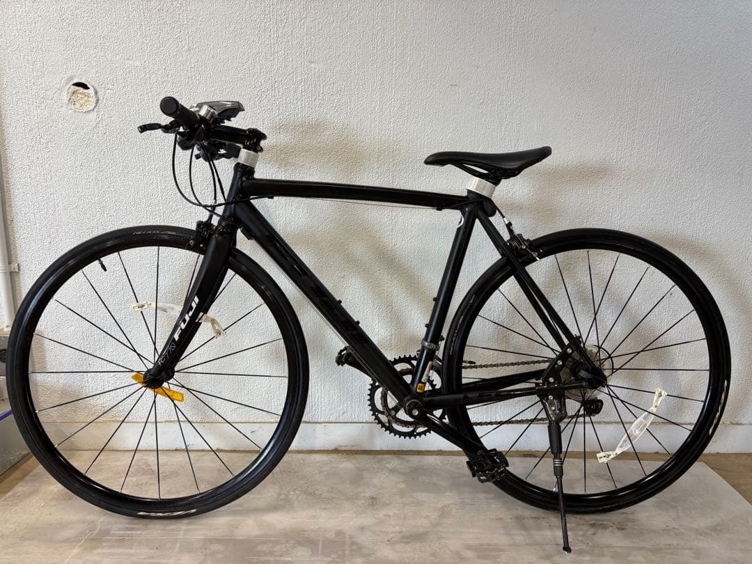 FUJI ABSOLUTE系オールブラック “ステルス”｜700C フラットバー