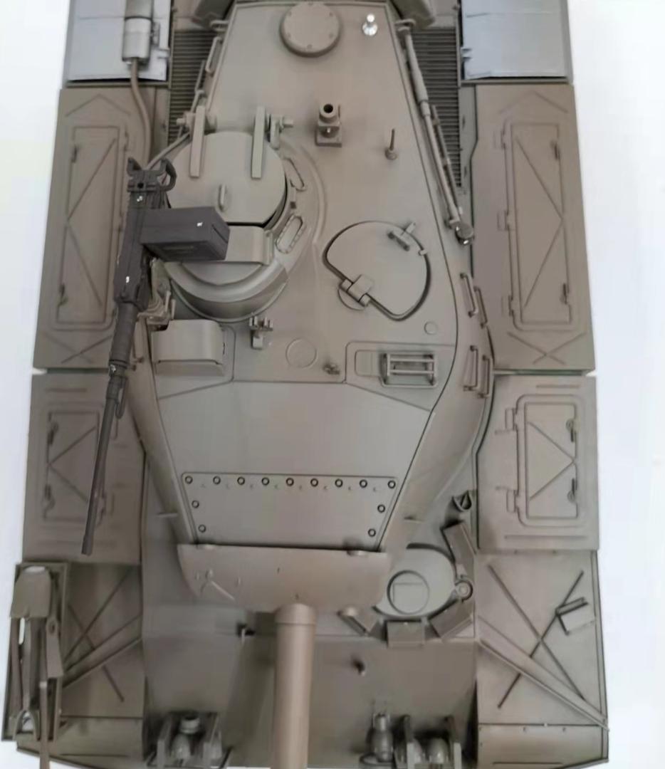 若干訳あり1/16戦車ラジコン　ウォーカーブルドッグ　ヘンロンV7.0