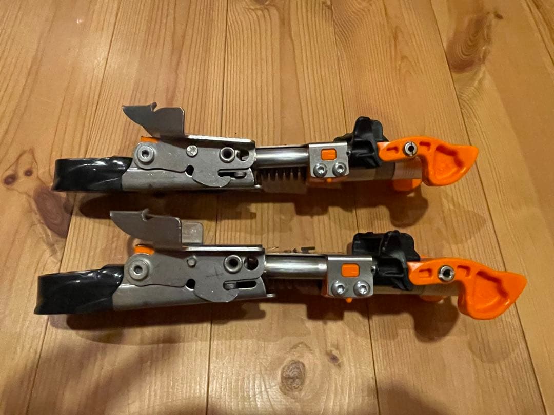 22デザイン　NTNテレマークビンディング　OUTLAW