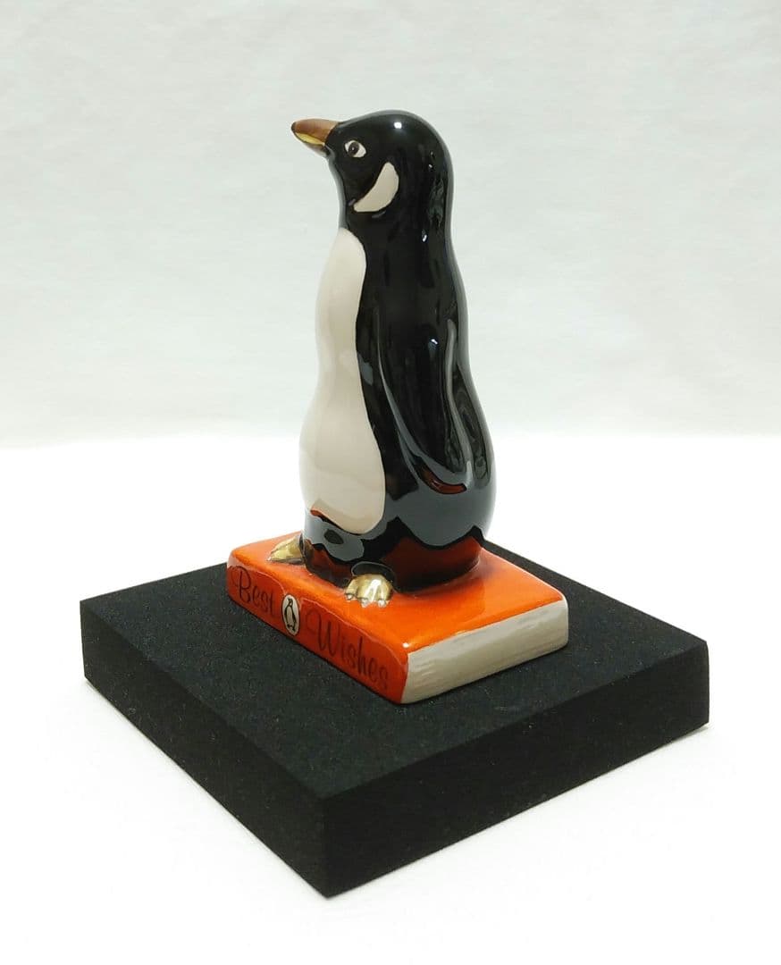 ペンギン 陶器人形ペンギンブックス❤︎英国王室ロイヤルドルトンアンティーク陶器！
