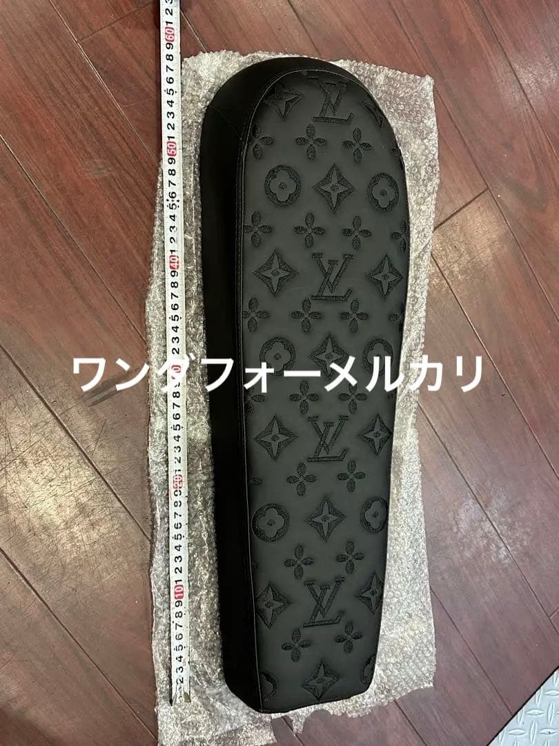 Super73カスタムシート(サイズ載せあり)、穴取り付け工事別途になります。