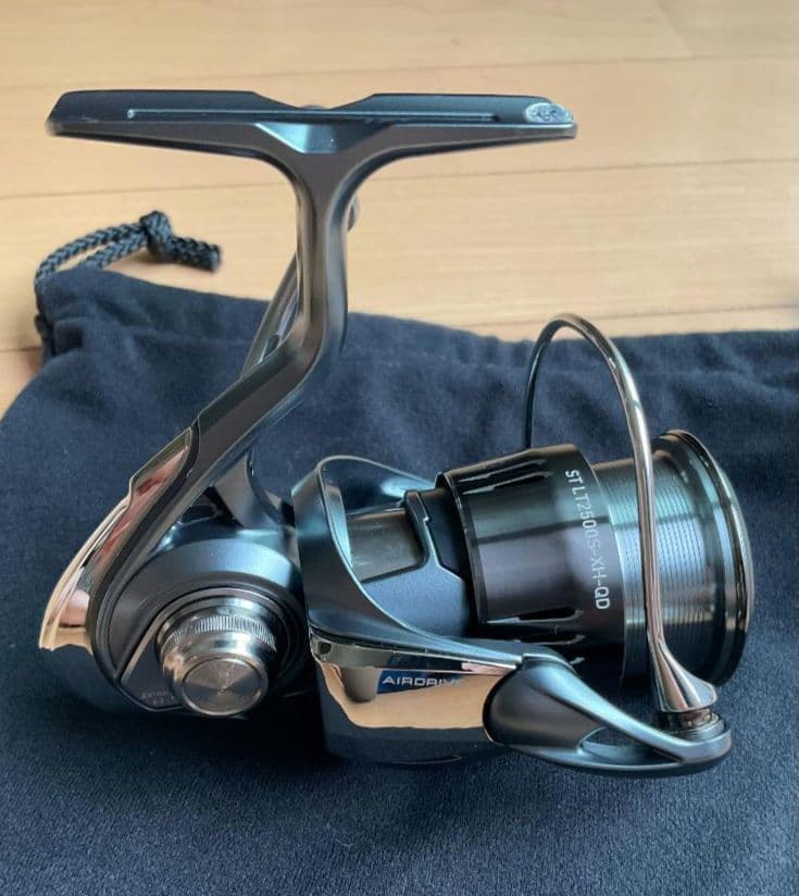 ダイワ エアリティ 23 AIRITY ST LT2500S-XH-QD