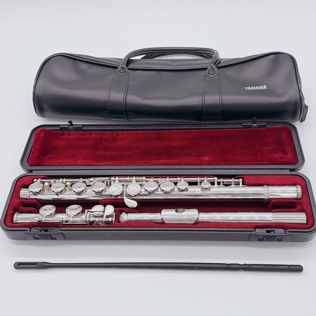 美品 YAMAHA ヤマハ フルート 後期モデル YFL-221 Eメカ付き