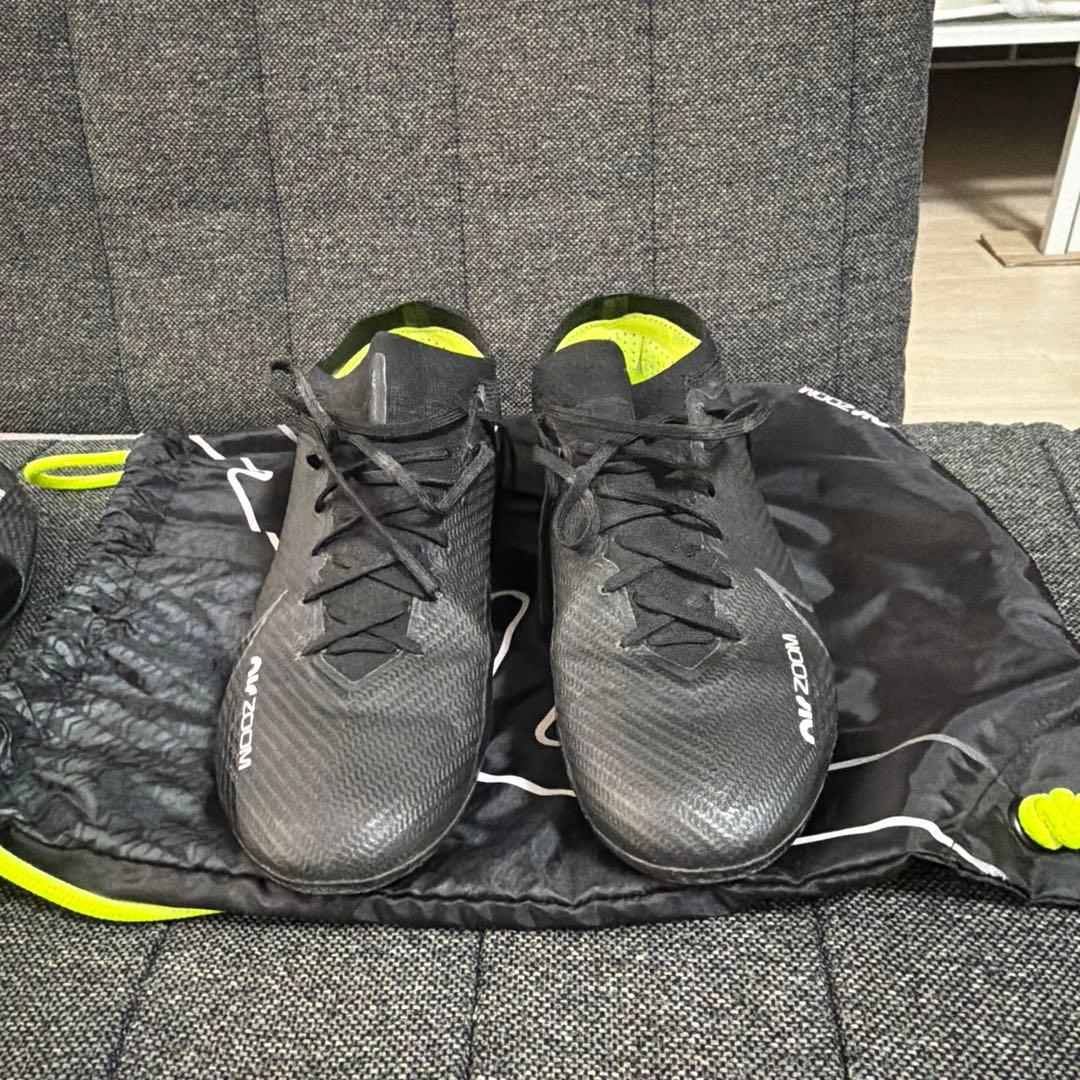 サッカースパイク　NIKE AIR zoom