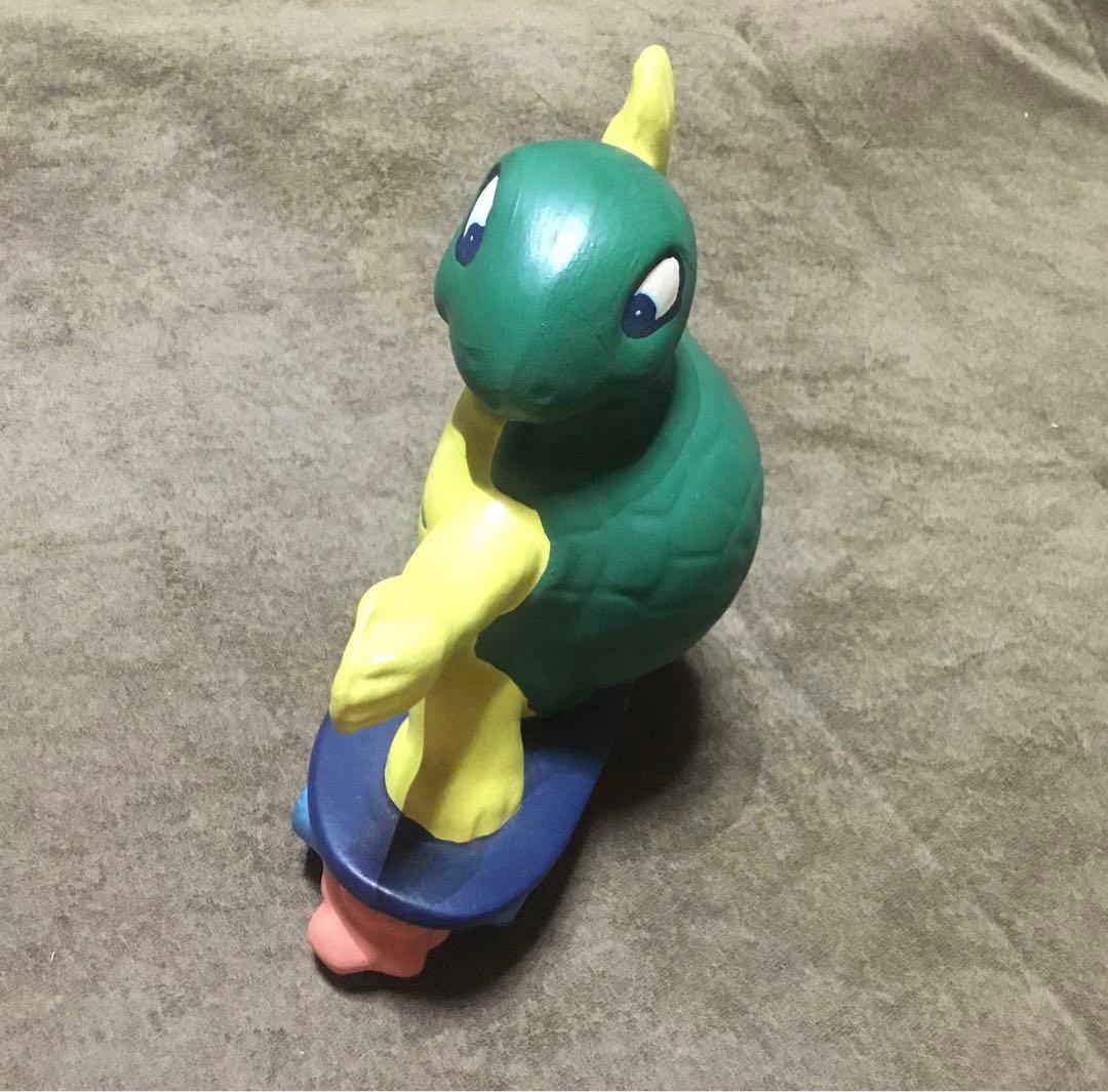 ビンテージ　~70's スケートボードを楽しむカメ の置物　約20cm