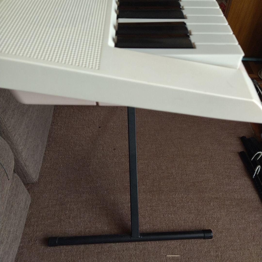 CASIO LK-111 61鍵電子キーボード　光ナビゲーション