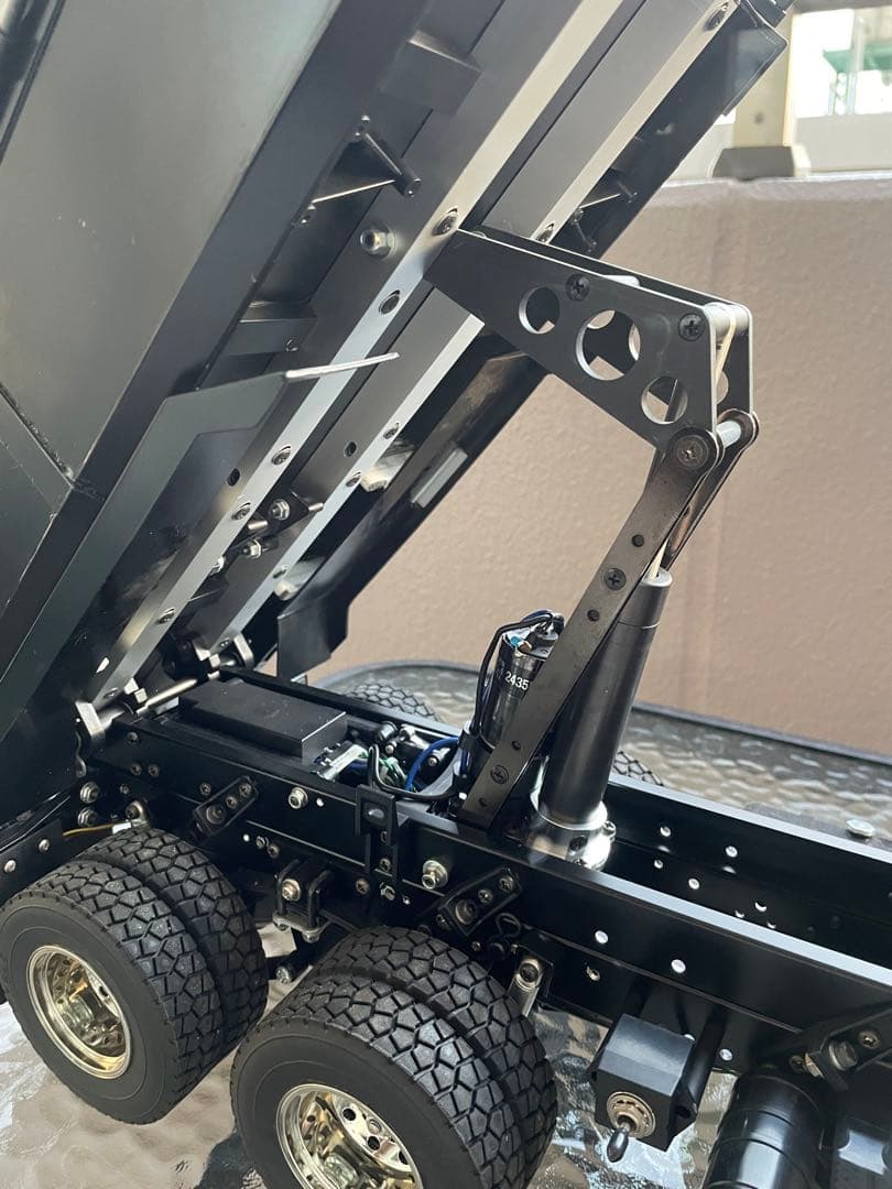 タミヤ1/14 日野プロフィア ダンプアクチュエーター付きフルオペ　ムネトラ