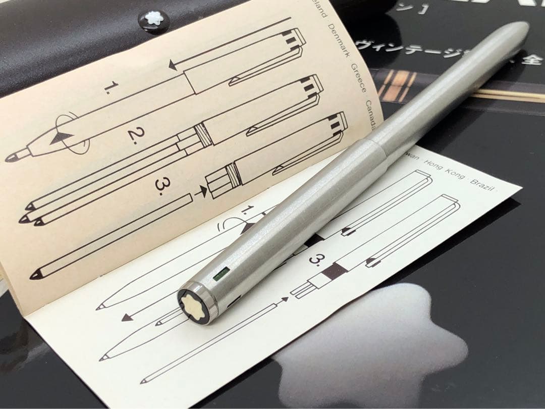 稀少カスタム！クリエイター必需品４色マルチボールペンNo2722バフ★モンブラン