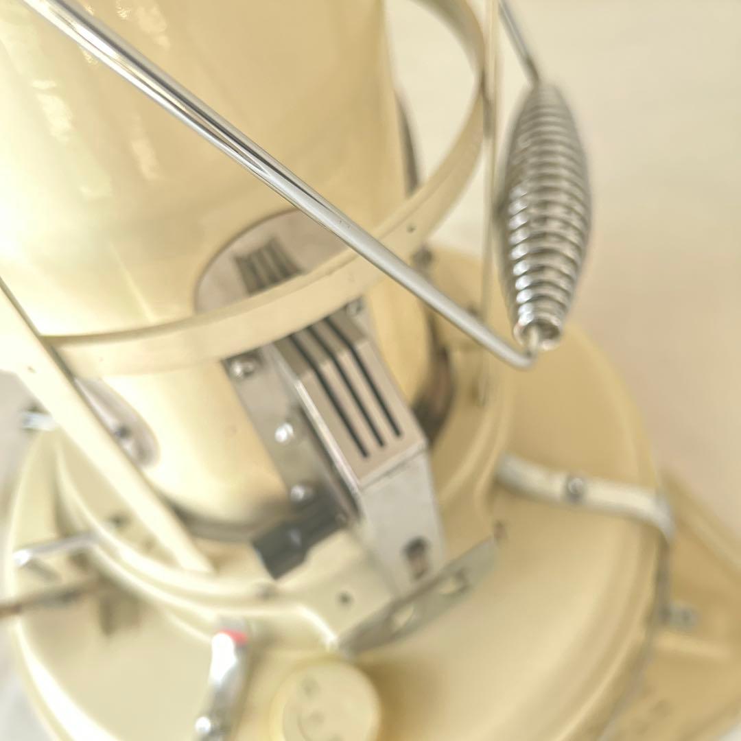 Aladdin ランプ クリーム色