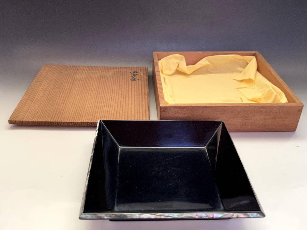 盆■黒塗螺鈿 青貝 四方盆 干菓子器 漆工芸 本漆 漆器 共箱 お茶道具 骨董品