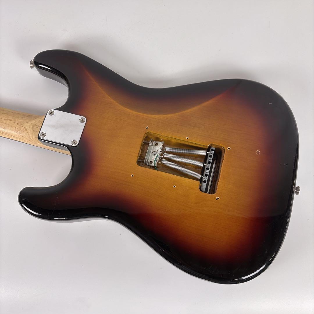 BUSKER'S DIAMOND SPECIAL エレキギター ストラトキャスタ