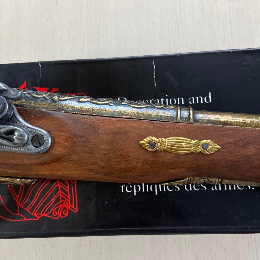 モデルガン　レプリカ