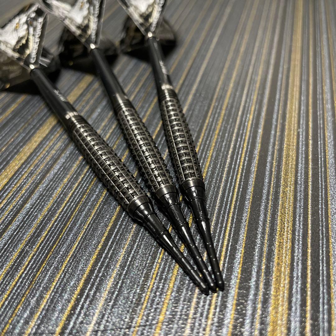 定価11000円 ソフトダーツ クロックフォース 18g CF4 カット強め