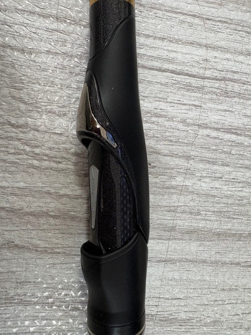 ダイワ 銀狼王牙AGS チヌ竿 1号53m