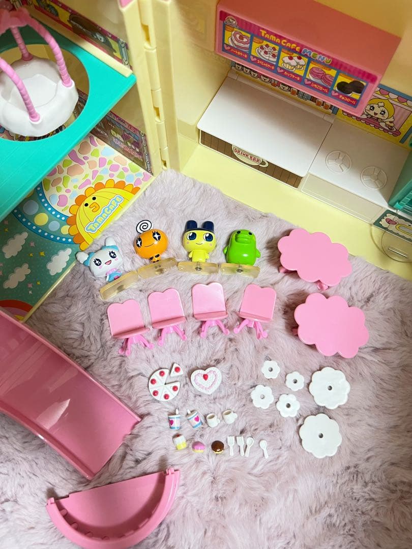 たまカフェ たまごっち おもちゃ