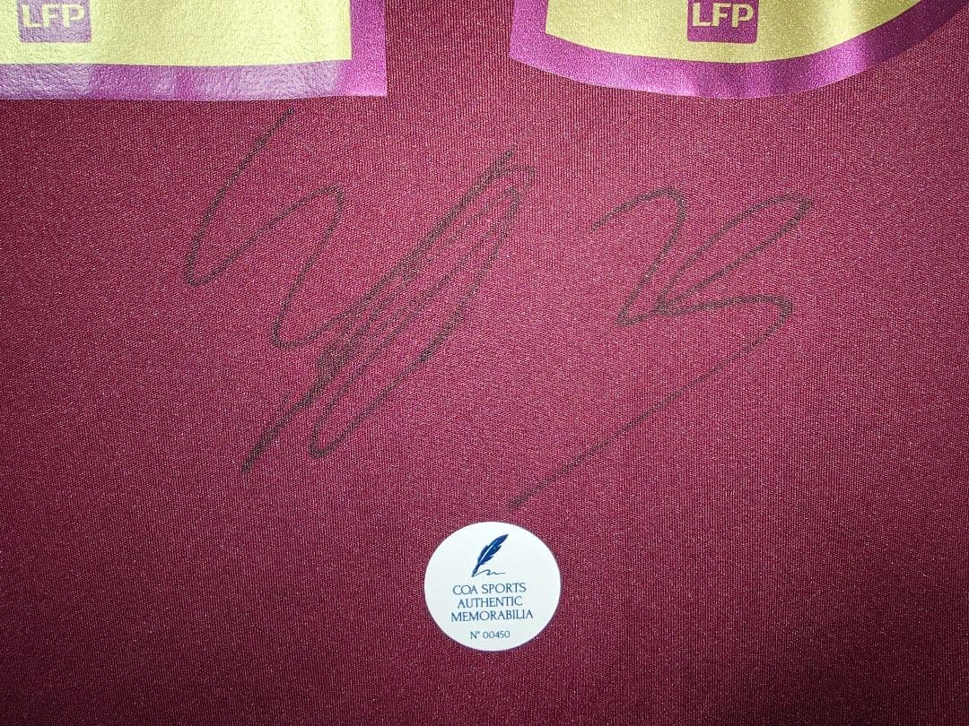 グルキュフ　 サイン入りユニフォーム