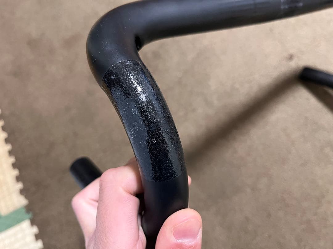 【美品】3T カーボンドロップハンドル420mm