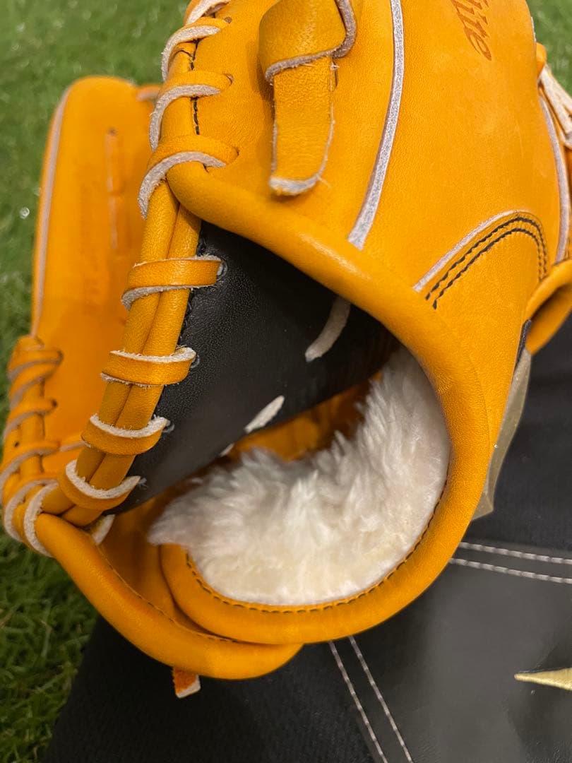 新品　ミズノ　野手　軟式　グローバルエリート H Selection02+プラス