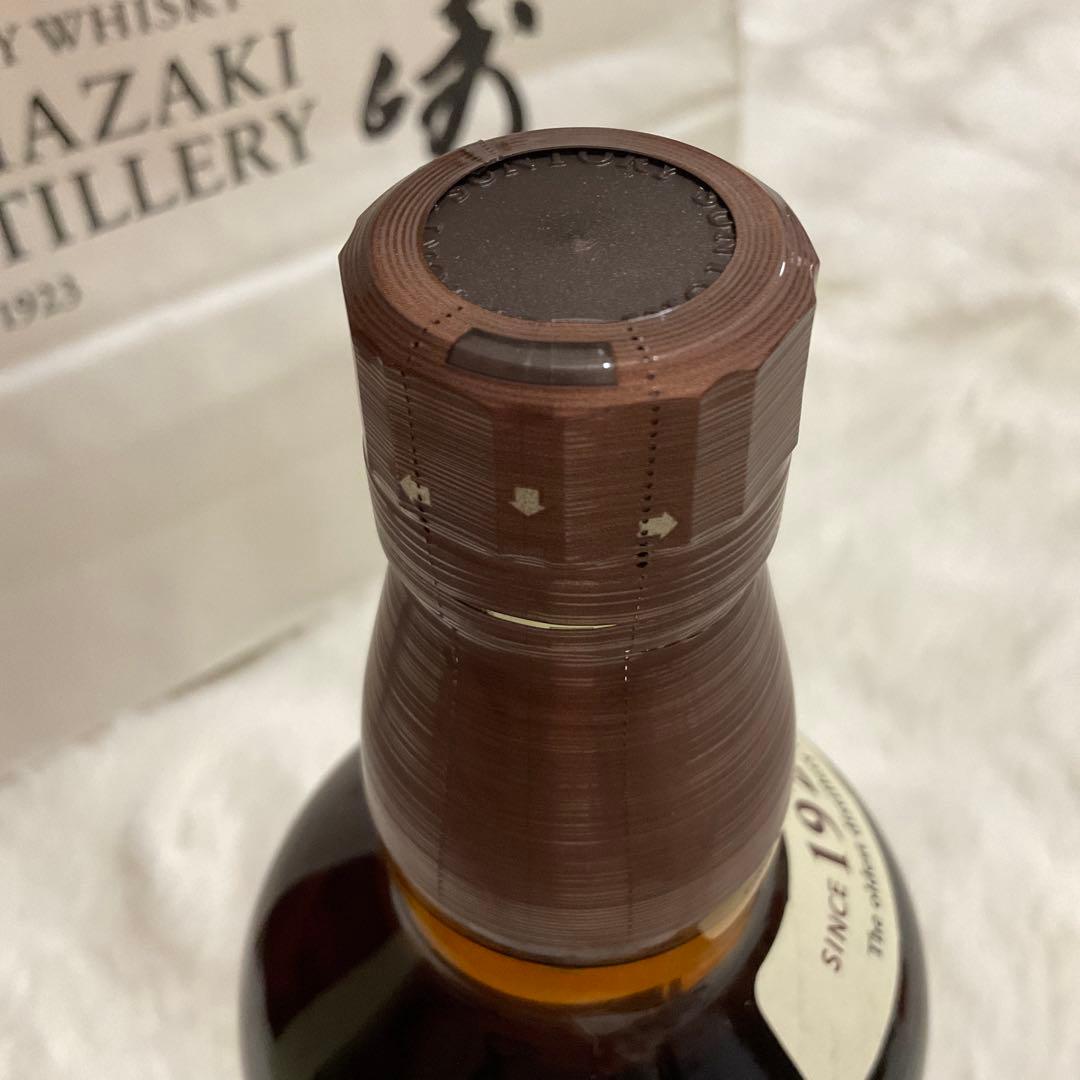 サントリー山崎　シングルモルトウイスキー700ml