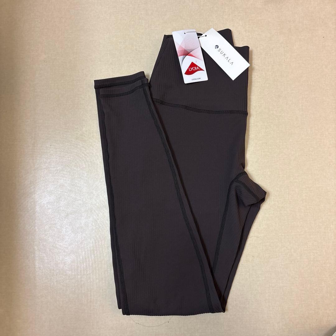 新品・未使用　ラバ【SUKALA】ベーシックリブアクティブレギンス　S
