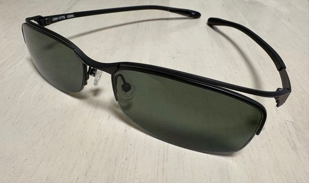 Gamakatsu サングラス ガンメタグリーン レンズ