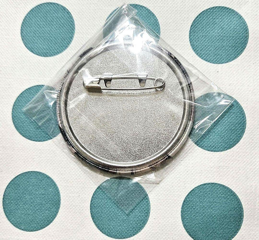 【新品】初音ミク シンフォニー 缶バッジ KAITO Blu-ray 特典