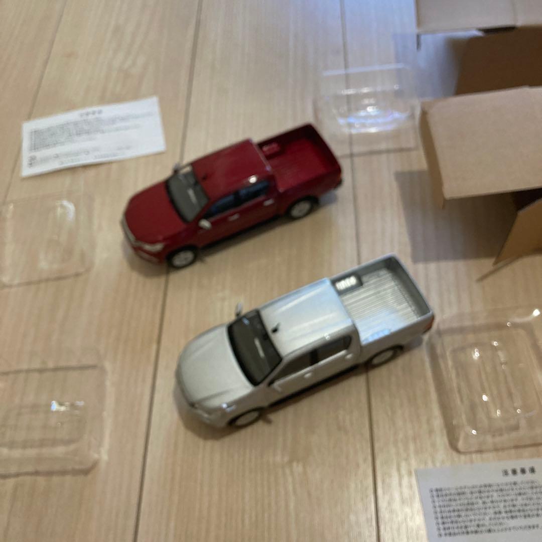 トヨタ ハイラックス カラーサンプル セット