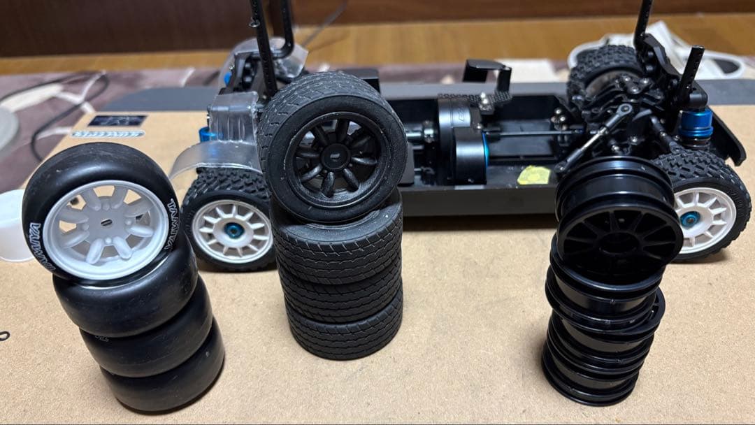 ホビーラジコン XM01PRO 4WD