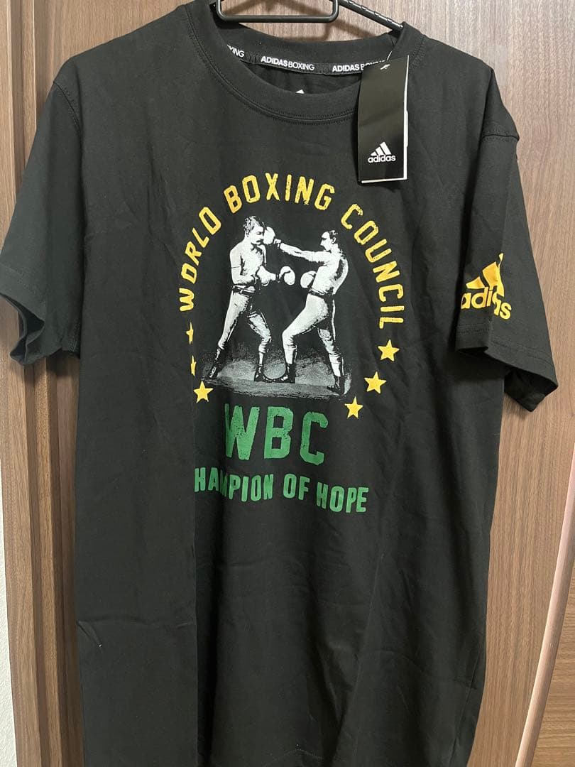 新品ボクシング　トレーニングTシャツ　adidas BOXING ブラック
