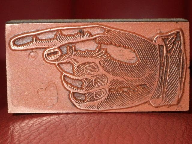 ポインティングハンド★メタル★スタンプ★16★イギリス★ビンテージ★指差し★