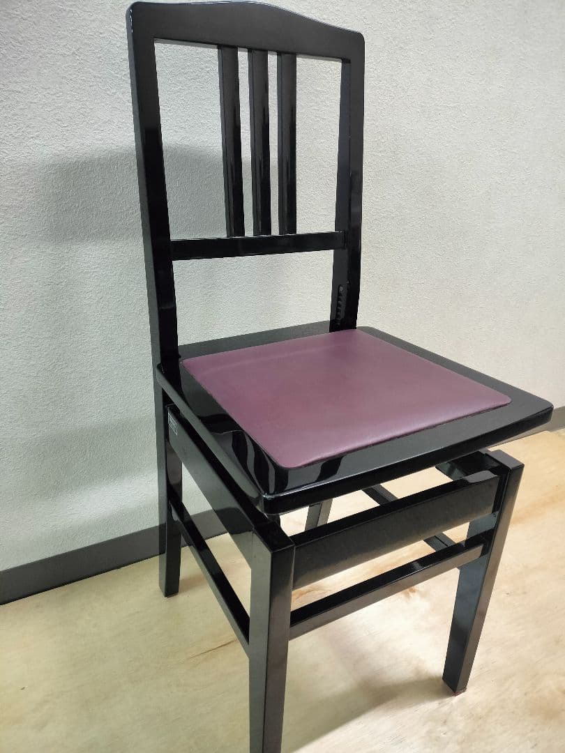 ヤマハ　トムソン椅子　ピアノイス