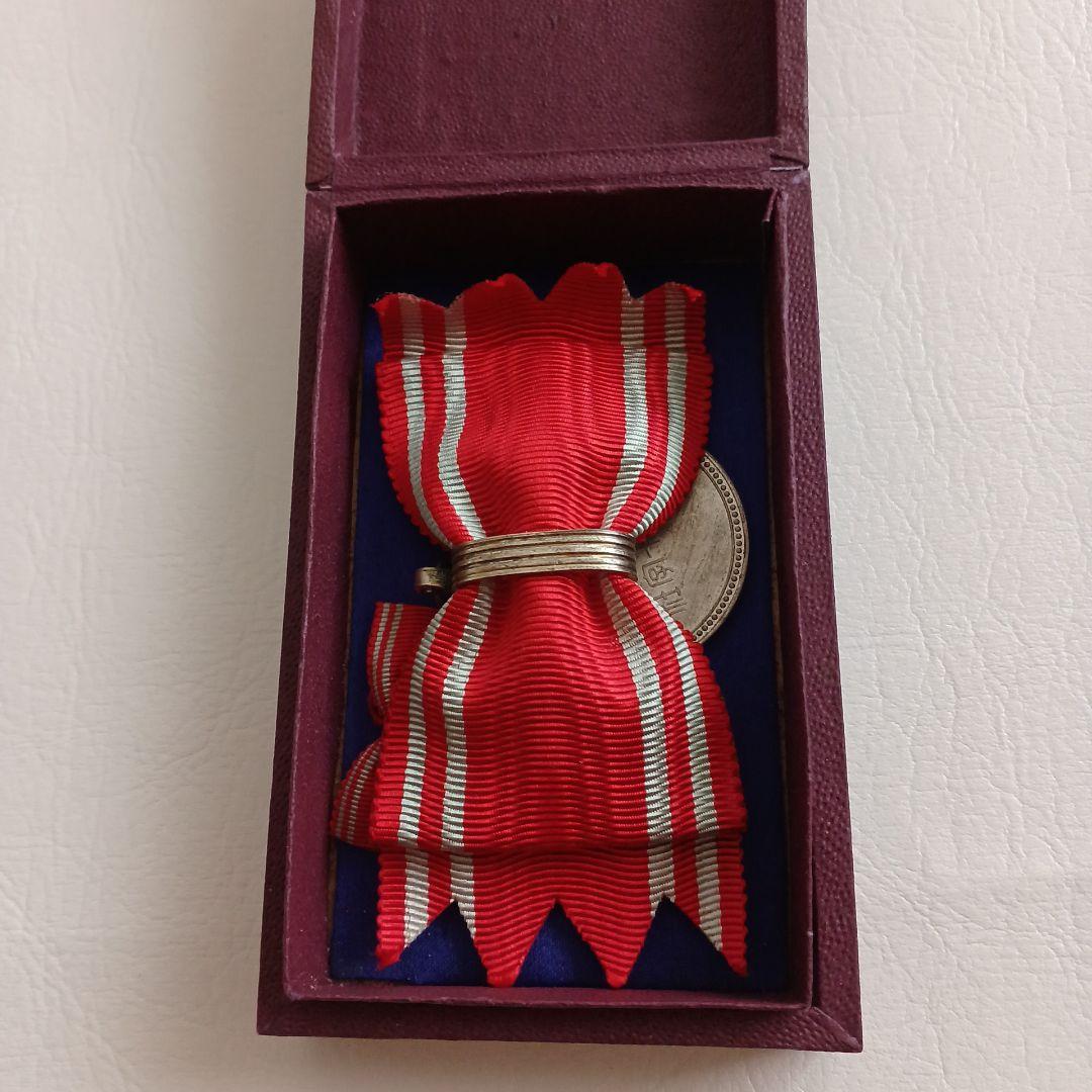 日本赤十字社有功章 勲章セット 赤白リボン付き 明治二十一年