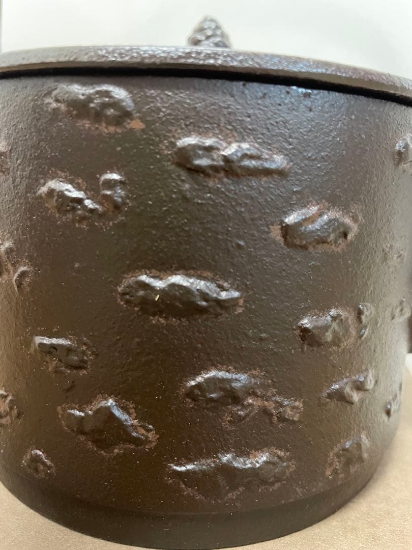 南部鉄瓶　寸胴形　桜　ダークブラウン