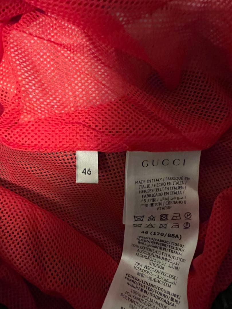 Gucci スタジャン