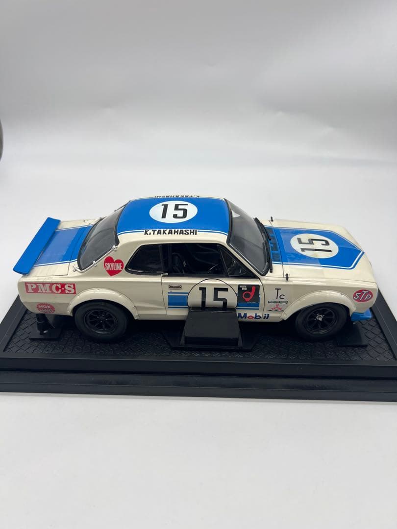 No237 ミニカー1/18箱無しNISSAN SKYLINE 2000GT-R