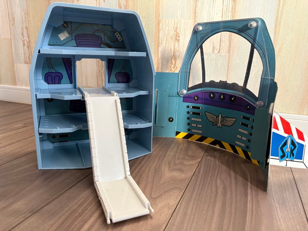 ◇トイストーリー ドリームトミカ＊バズ宇宙船ケース＆ミニカーセット おまけ付◇