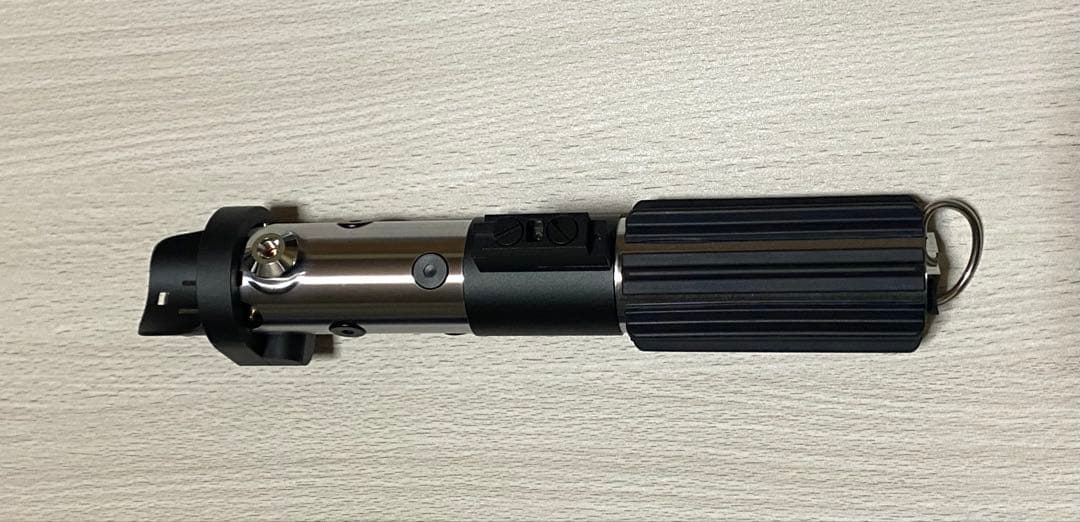 ELF SABERS ライトセーバー EP6 VADER モデル