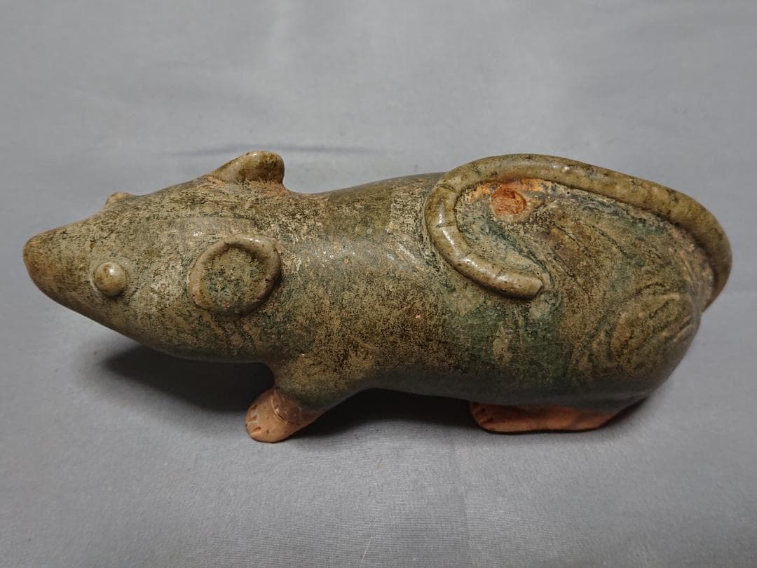 コレクター収集品　クメール 緑褐釉　鼠形壺（B）