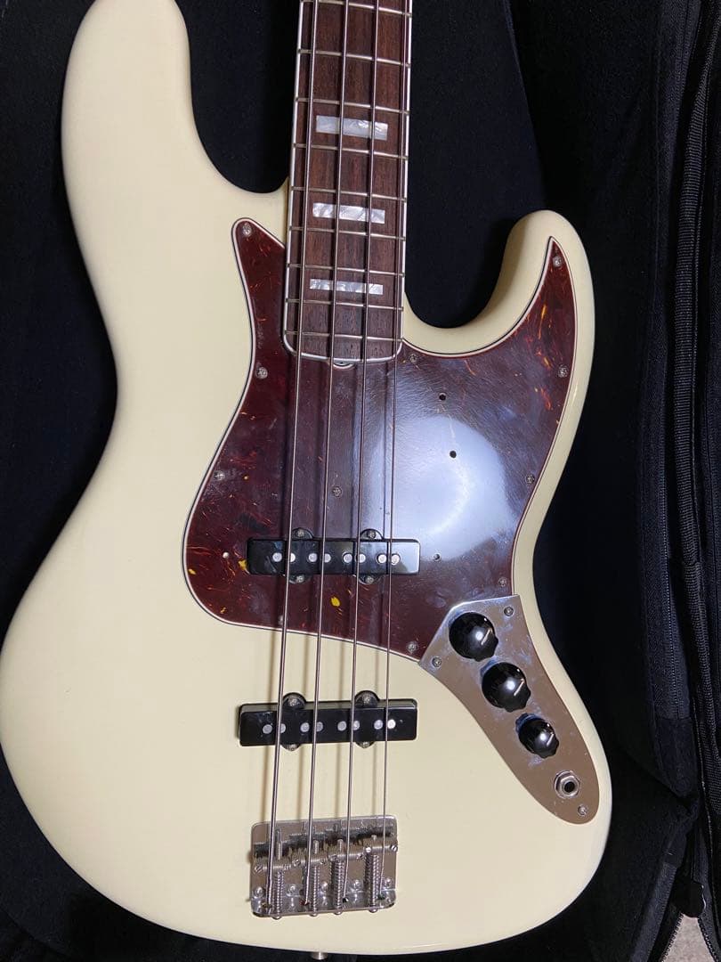 Fender American Vintage II ‘66 Jazz Bass