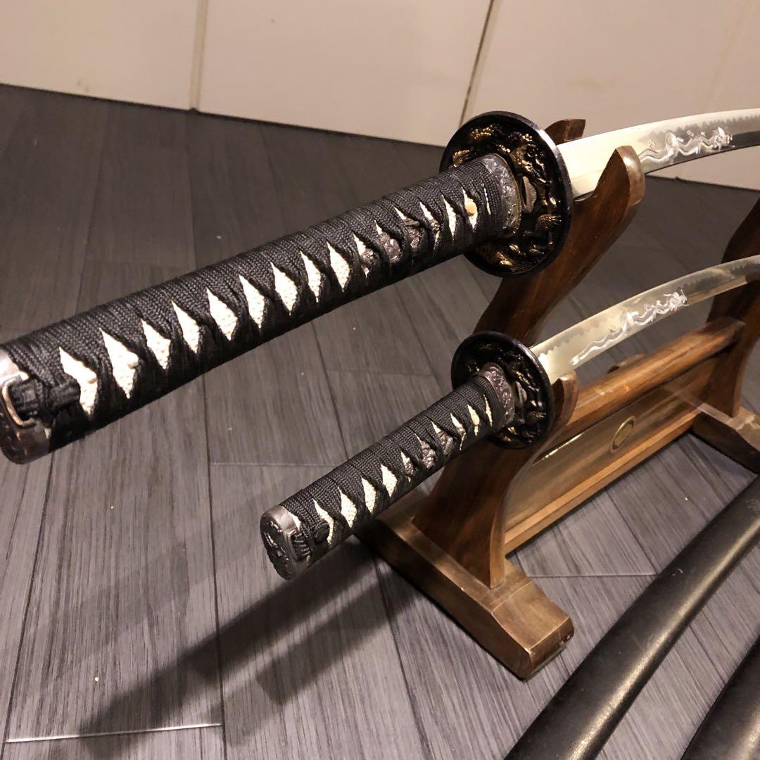 高級模造刀　龍梵字刻印　居合刀　 美術刀剣　太刀　脇差　大小セット　黒拵え