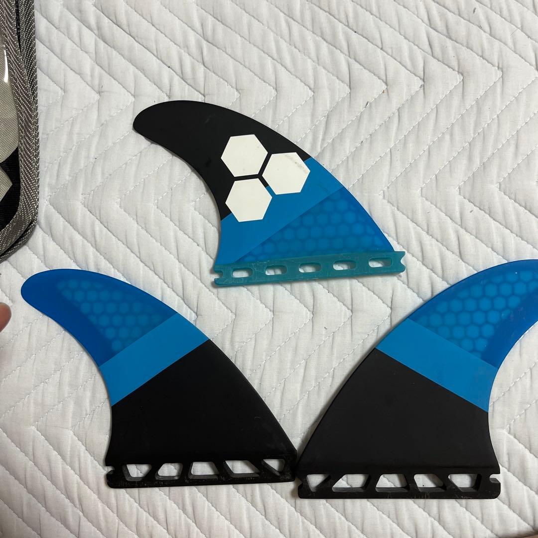 futures Balanced Medium サーフボードフィン